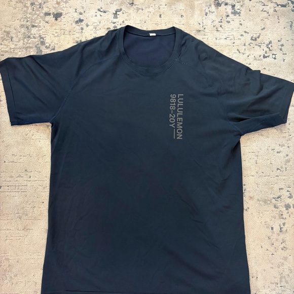 lululemon athletica Other - lululemon athletica Men's Navy Tee